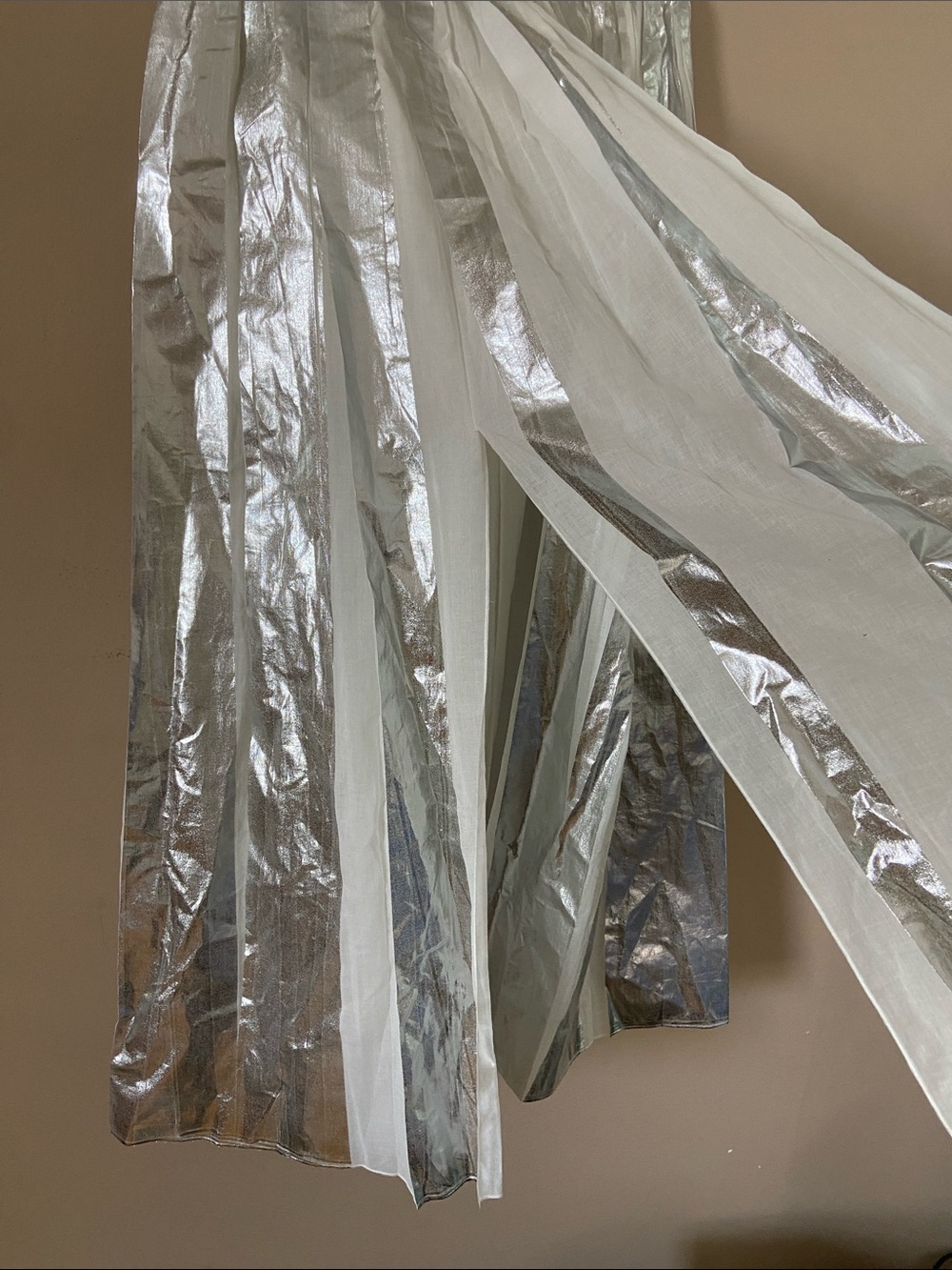 TELA York Pleated Midi Cottom Silver White Skirt - Picture 7 of 13